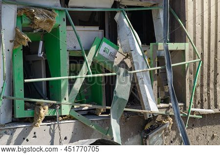 Ukraine, Volnovakha - March 25, 2022: The City Of Volnovakha After The Fighting. Destruction Of Civi