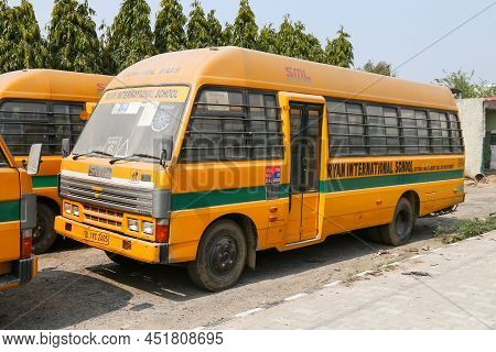 New Delhi, India - February 25, 2022: School Bus Sml T3500 In A City Street.