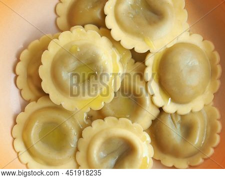 Ravioli Agnolotti Pasta Food