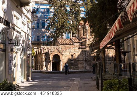 Athens, Greece. Murch  2022 - The Church Of Panagia Kapnikarea Is One Of The Oldest Orthodox Churche
