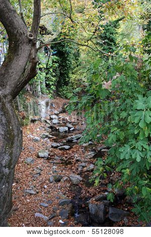 Waterless river