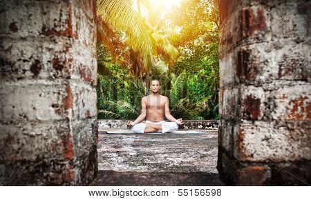 Yoga Meditation In India