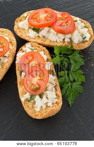 Bread With Cottage