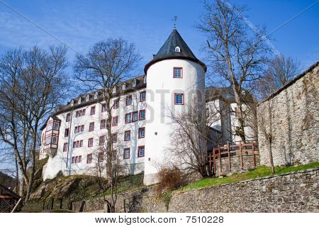 Le château fut Bilstein