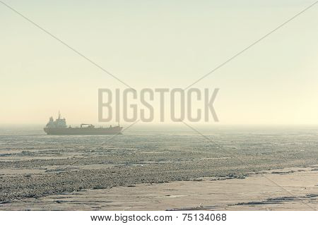 Sea ice stranded ship
