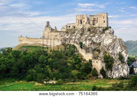Beckov Castle