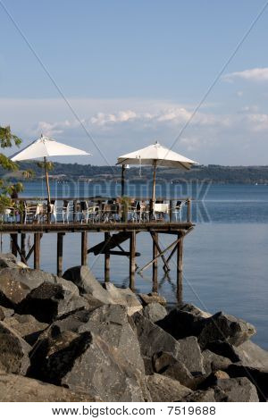 Terraço no Lago