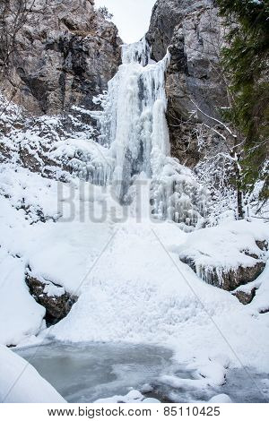 Frozen waterfall