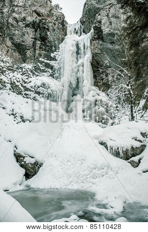 Frozen waterfall
