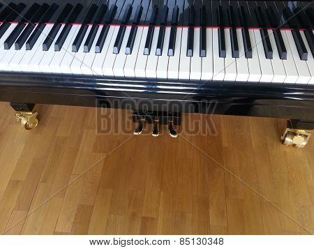 Grand Piano