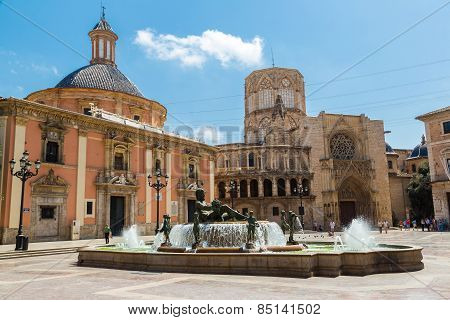 Fountain Rio Turia  In Valencia