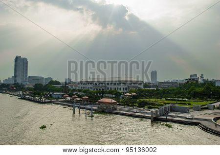 Chao Phraya River And Sun Sets