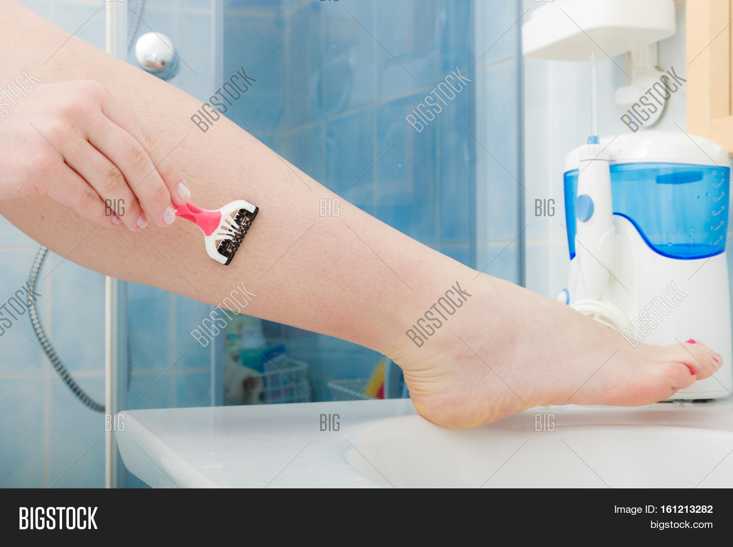 Woman Shaving Legs Image & Photo (Free Trial) Bigstock