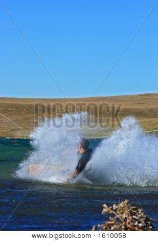 V tvaru sprej Kiter