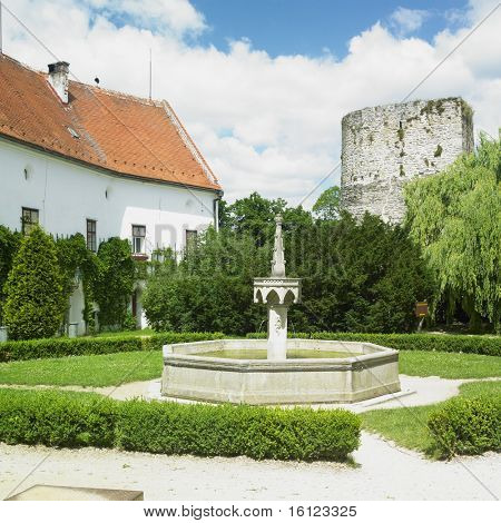 Bitov Castle, Tšekki