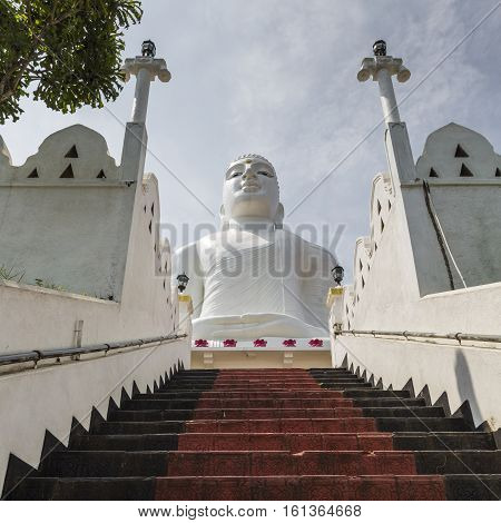 Bahirawakanda Sri Maha Bodhi Temple In Kandy, Sri Lanka. The Temple Is At A Very Hilly Place In Kand