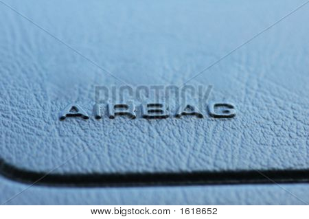 Airbag titulek na přístrojové kůže