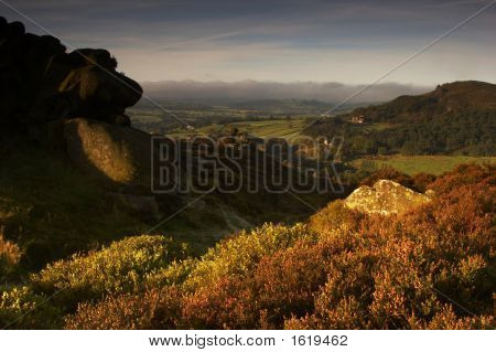 ผ่านช่องว่าง