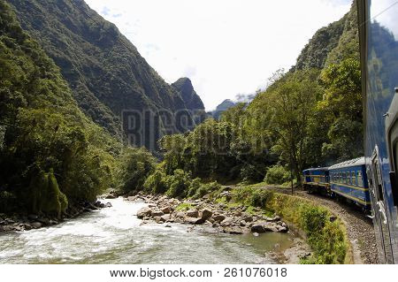 Tourist Train In Urubamba Valley - Peru