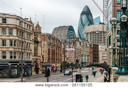 London / Uk - September 20, 2018: View Of Bishopsgate Street With The Gherkin The Can Of Ham And The
