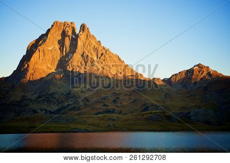 Midi Dossau, Ossau Valley, Pyrenees National Park, Pyrenees, France.