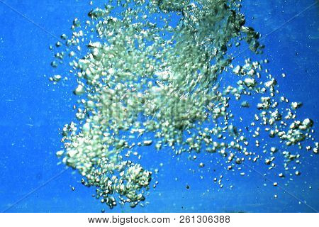 Fresh Water With Underwater Bubbles Texture Background