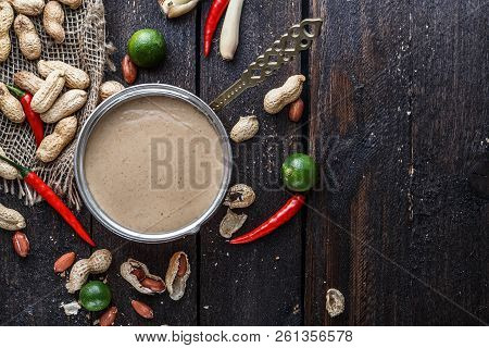 Malay Spicy Peanut Saucem Top View, Copy Space