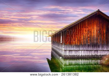 Misty And Sunny Morning On Altaussee Village. Sunny Autumn Scene In The Morning. Location: Resort Vi