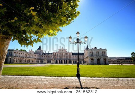 Aranjuez in a Spanish tourist destination, famous for its historical heritage, is also called the royal estate of Aranjuez as it was one of the royal properties of the crown of Spain.