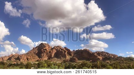 Camelback Mountain west side viewpoint, Phoenix, Scottsdale, Arizona,USA.  