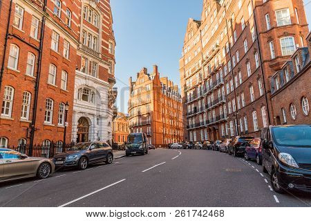 London. September 2018. A View Of An Affluent Streetr Called Albert Mansions In Kensington In London