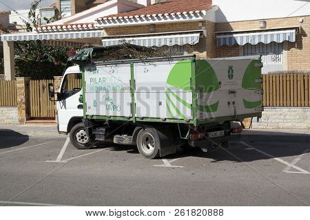 Pila De La Horadada Spain - 05 Oct 2018 : Local Refuse Lorry In Streets