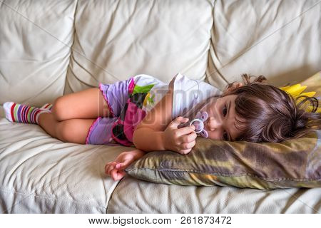Afternoon Nap Baby Napping Child Couch Bedtime Sofa Lullaby .