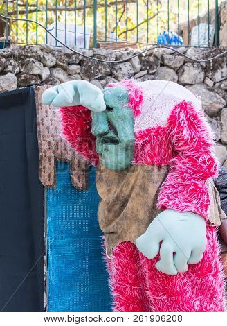 Jerusalem, Israel, September 29, 2018 : Artists In Doll Costumes Play On Scene For Visitors At The A