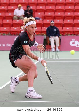 Wereld No2 Svetlana Koeznetsova van Rusland in actie op de Qatar totale Open Tier 1 toernooi in Doha,