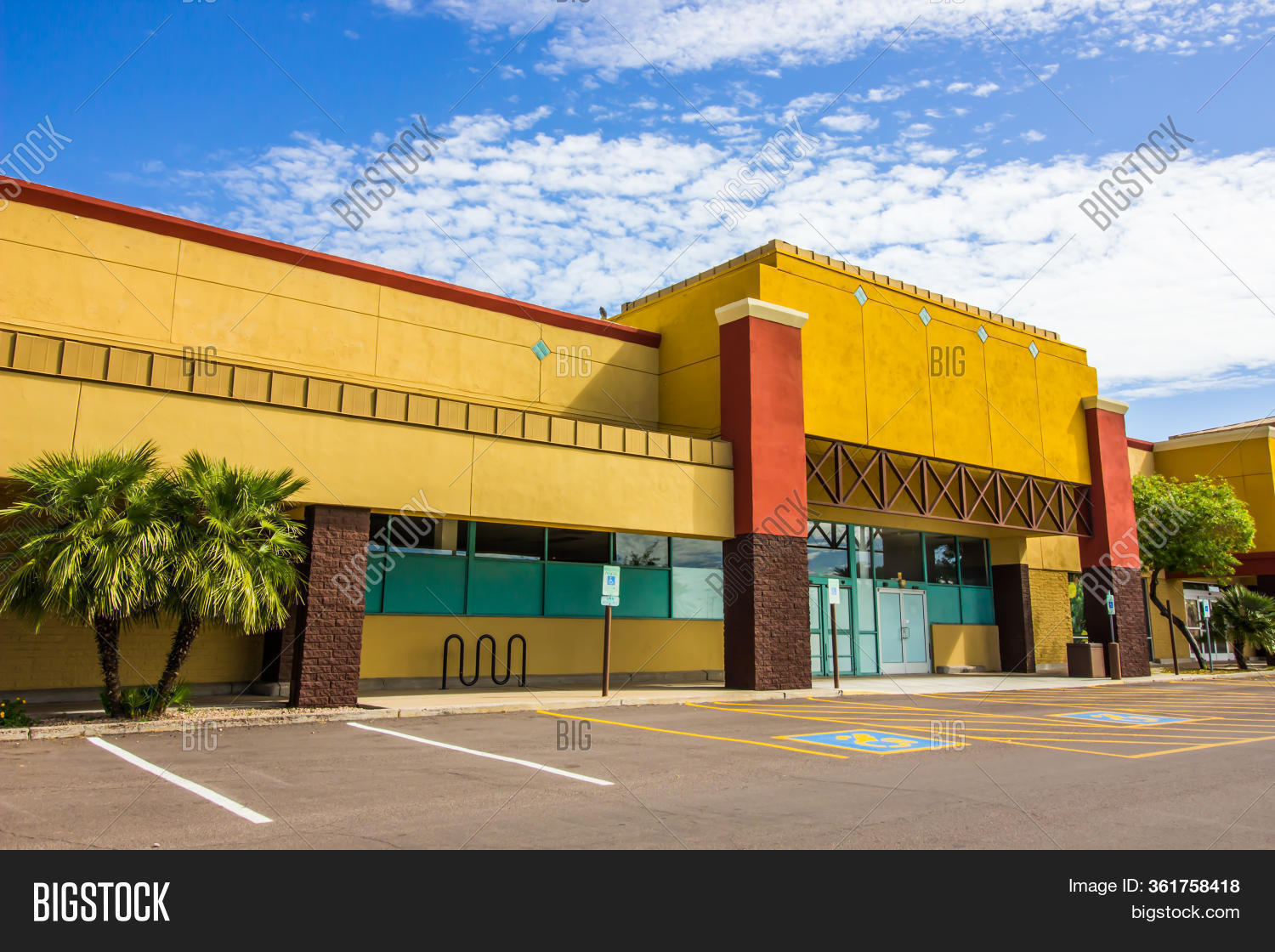 Empty Commercial Store Image & Photo (Free Trial) | Bigstock
