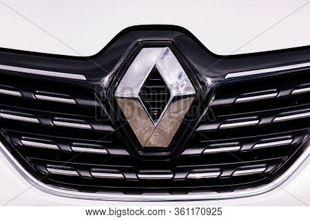 Prague, Czech Republic - March 12, 2020: Logo Of Renault Vehicle In Prague, Czech Republic, March 12