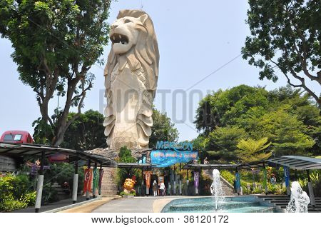 Pomnik Merlion na wyspie Sentosa Singapur