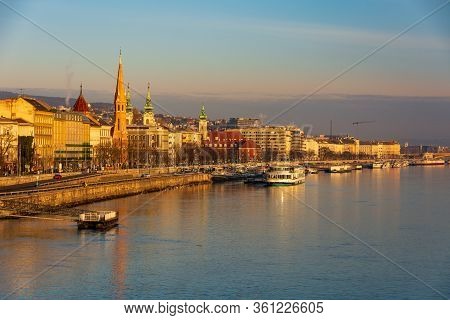 Széchenyi Chain Bridge And Area In Budapest