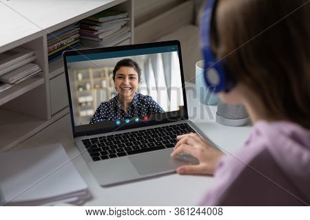 Indian Teacher Share Knowledge With Learner Using Videoconference Videocall