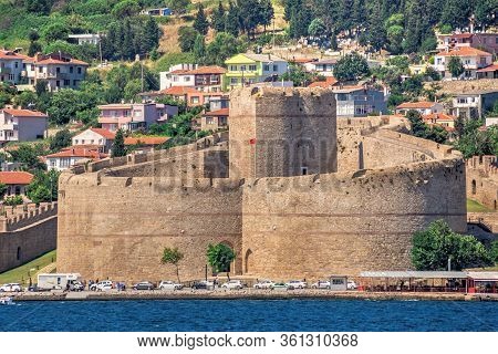 Kilitbahir Castle In Turkey