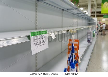 Empty Grocery Store Shelves At Publix Fully Out Of Stock Of All Supplies Including Toilet Paper, Pap