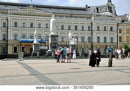 Kiev, Ukraine - June 11, 2011. Mikhailovskaya Square - A Square In The Shevchenkovsky District. Monu
