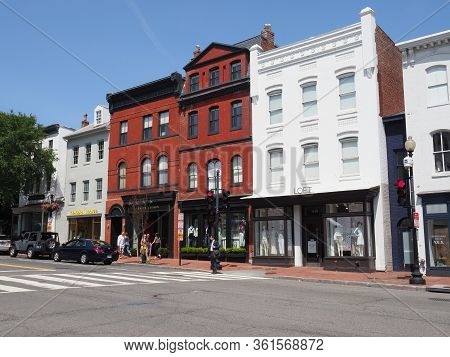 Washington Dc, Usa - June 4, 2019: Picture The Different Clothing Stores In Georgetown.