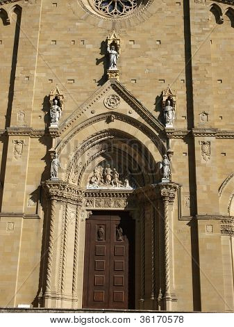 Arezzo - gotická katedrála Saint Donatus