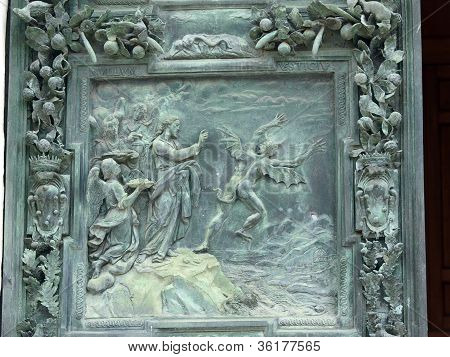 PISA - Duomo. Bronz Pisano tarafından ayrıntılı kapı