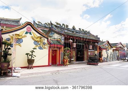 View Landscape Of Leng Chu Kiang Or Chao Mae Lim Ko Niao Chinese Shrine For Thai People Travel Visit