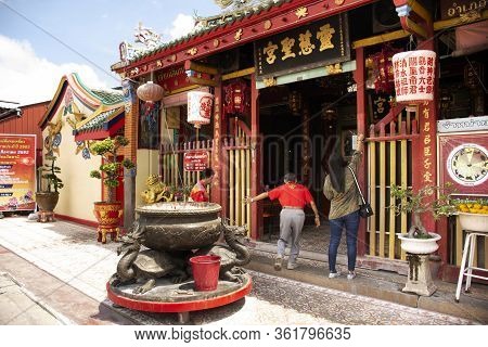 View Landscape Of Leng Chu Kiang Or Chao Mae Lim Ko Niao Chinese Shrine For Thai People Travel Visit