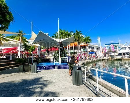 Miami, Usa - November 30, 2019: Biscane Lady Commuter Boat In The Miami Harbor