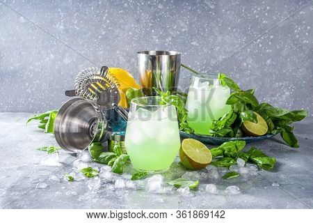 Basil Smash Gin Cocktail